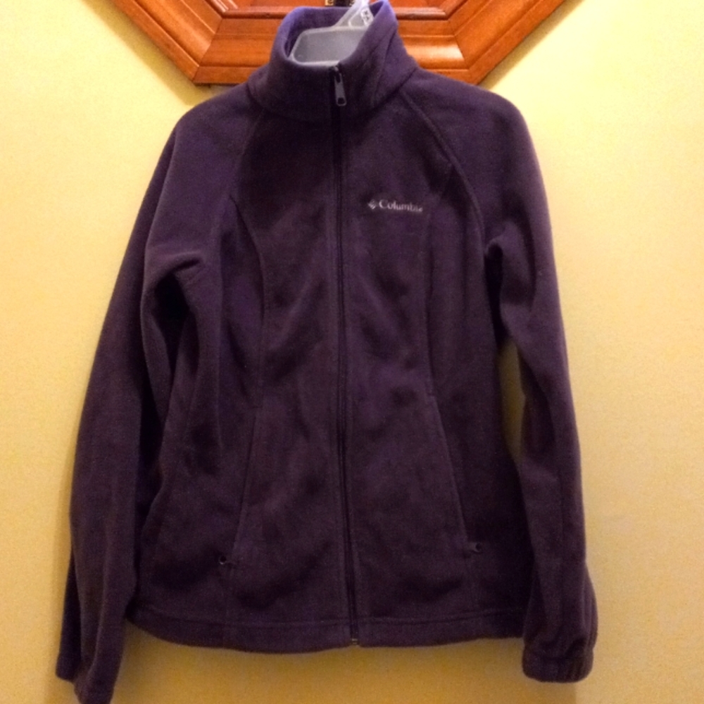 COLUMBIA PURPLE ZIP UP SWEATER